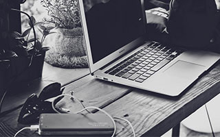 看推特大神时把语境还原想清楚：判断框架，推特app语言