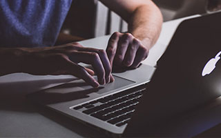 看推特大神时把语境还原想清楚：判断框架，推特app语言